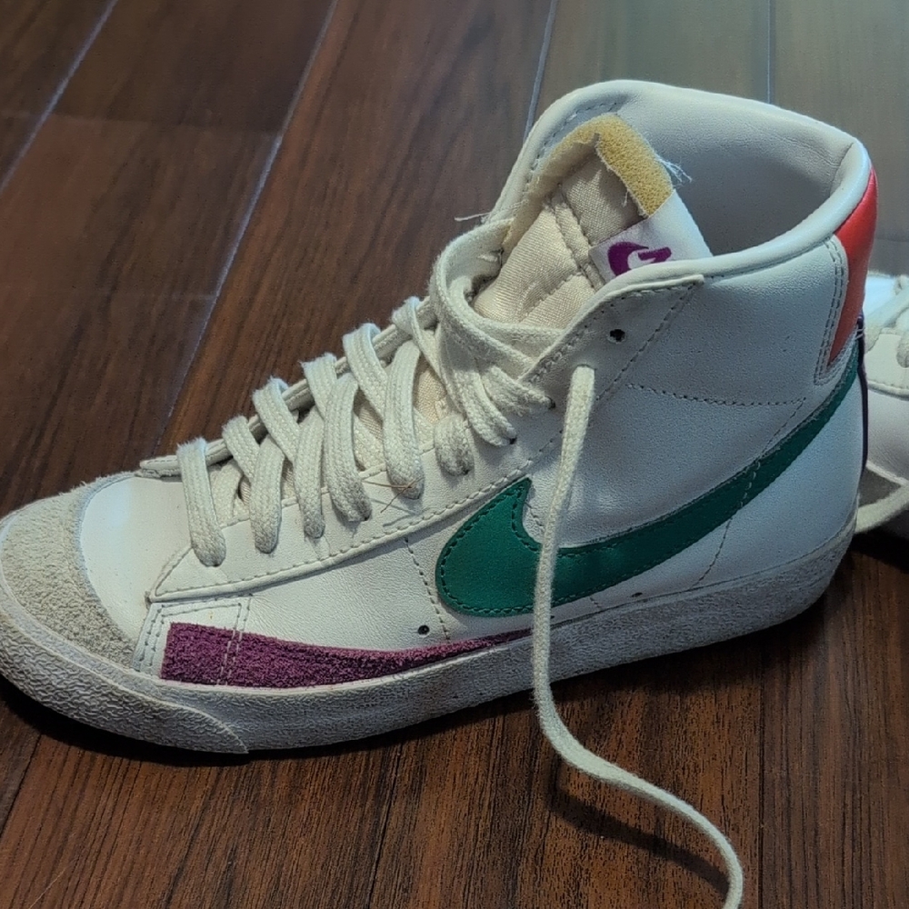 Nike Kids Sneakers - White, Green, Purple, Red